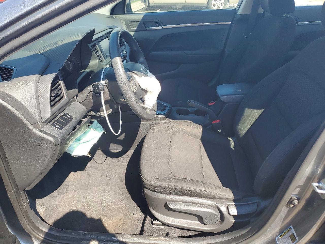 2019 Hyundai Elantra Se - Фото 7