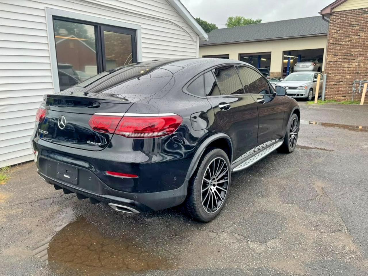 2022 Mercedes-Benz Glc Coupe 300 4Matic - Фото 3