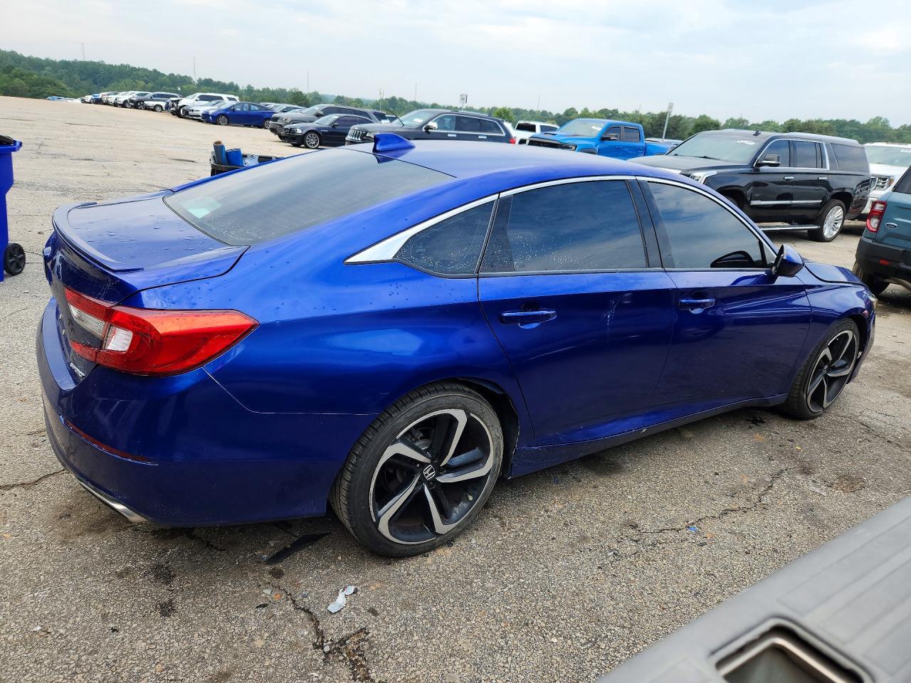 2019 Honda Accord Sport - Image 3