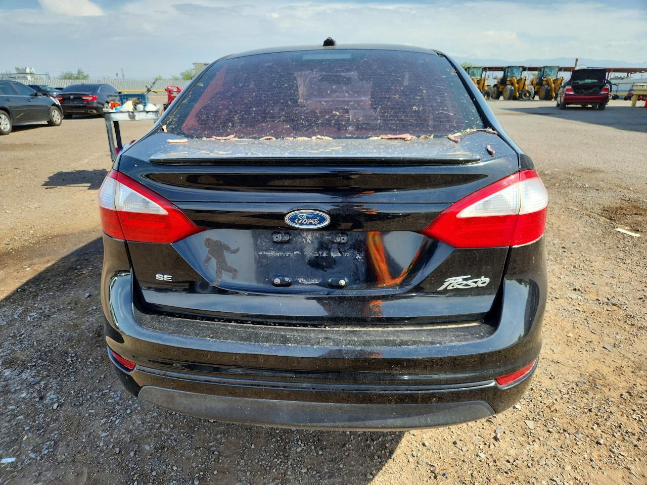 2017 Ford Fiesta Se - Фото 6