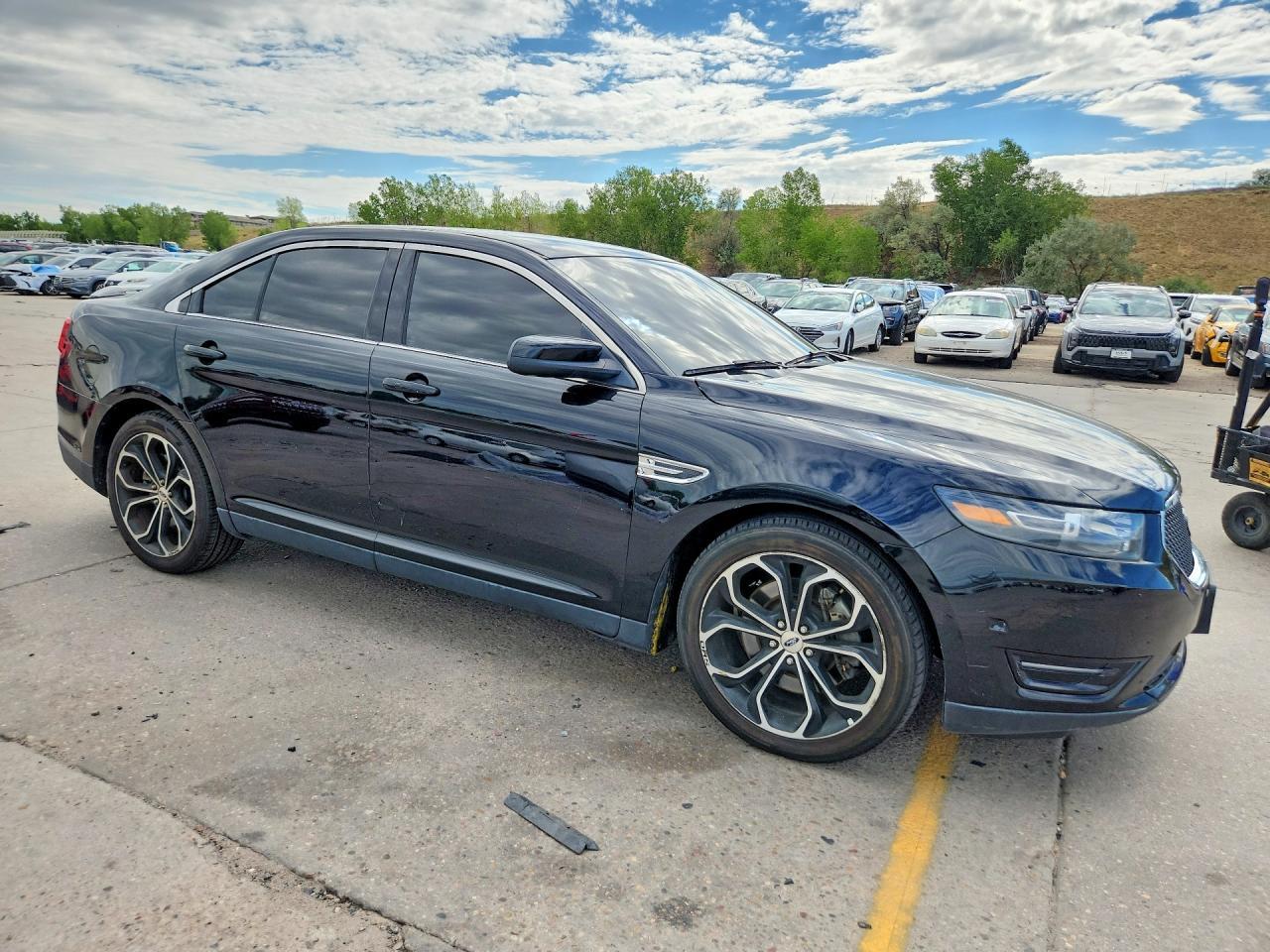 2019 Ford Taurus Sho - Фото 4