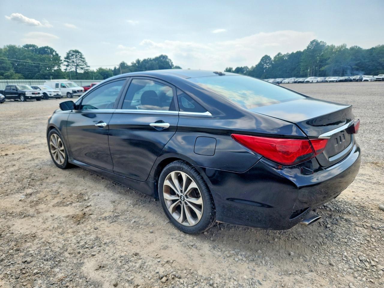 2014 Hyundai Sonata Limited 2.0T - Фото 2