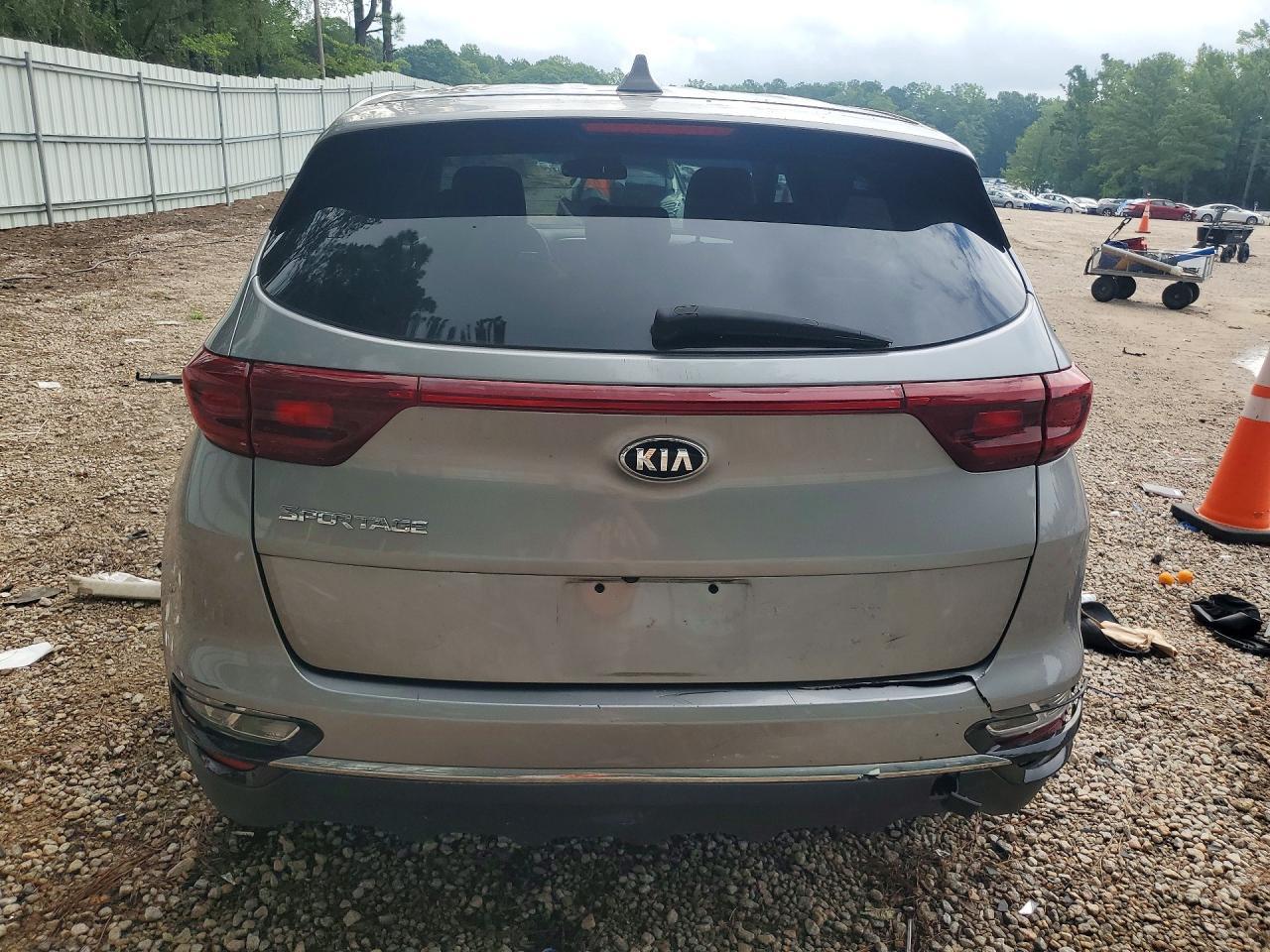 2020 Kia Sportage Lx - Image 6