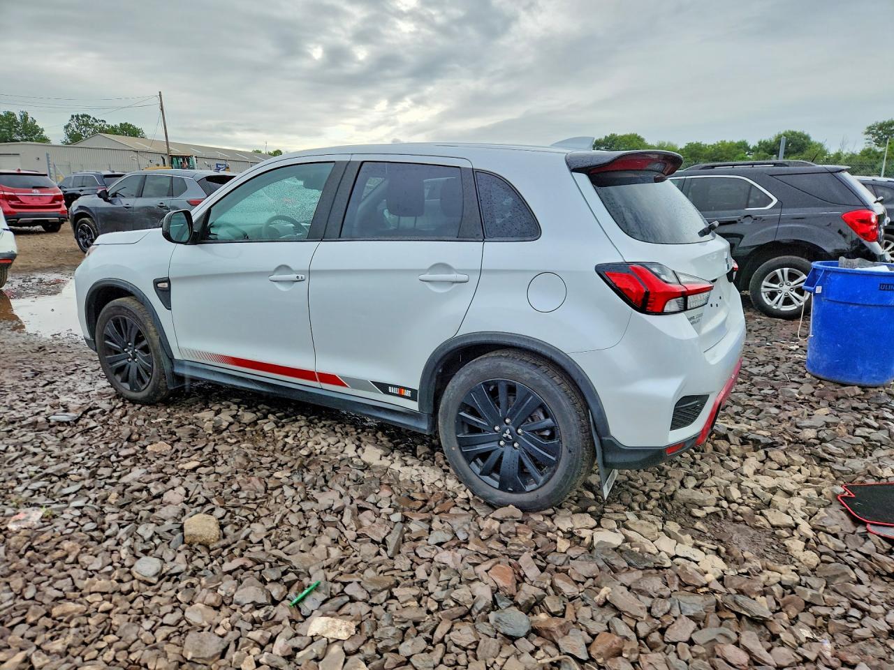 2024 Mitsubishi Outlander Sport S/Se - Фото 2