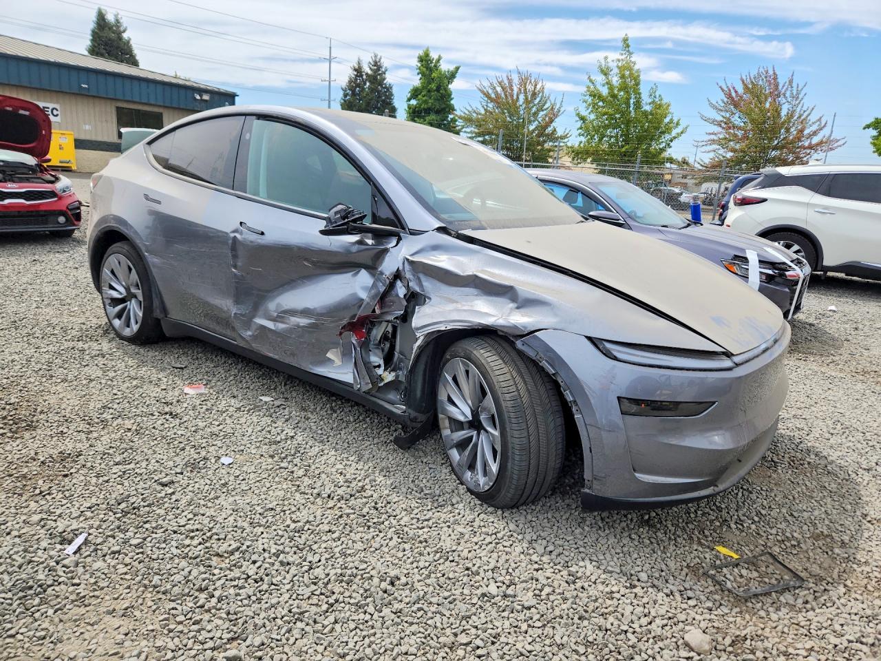 2026 Tesla Model Y - Image 4