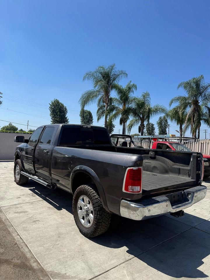 2018 Ram 3500 Laramie - Фото 3
