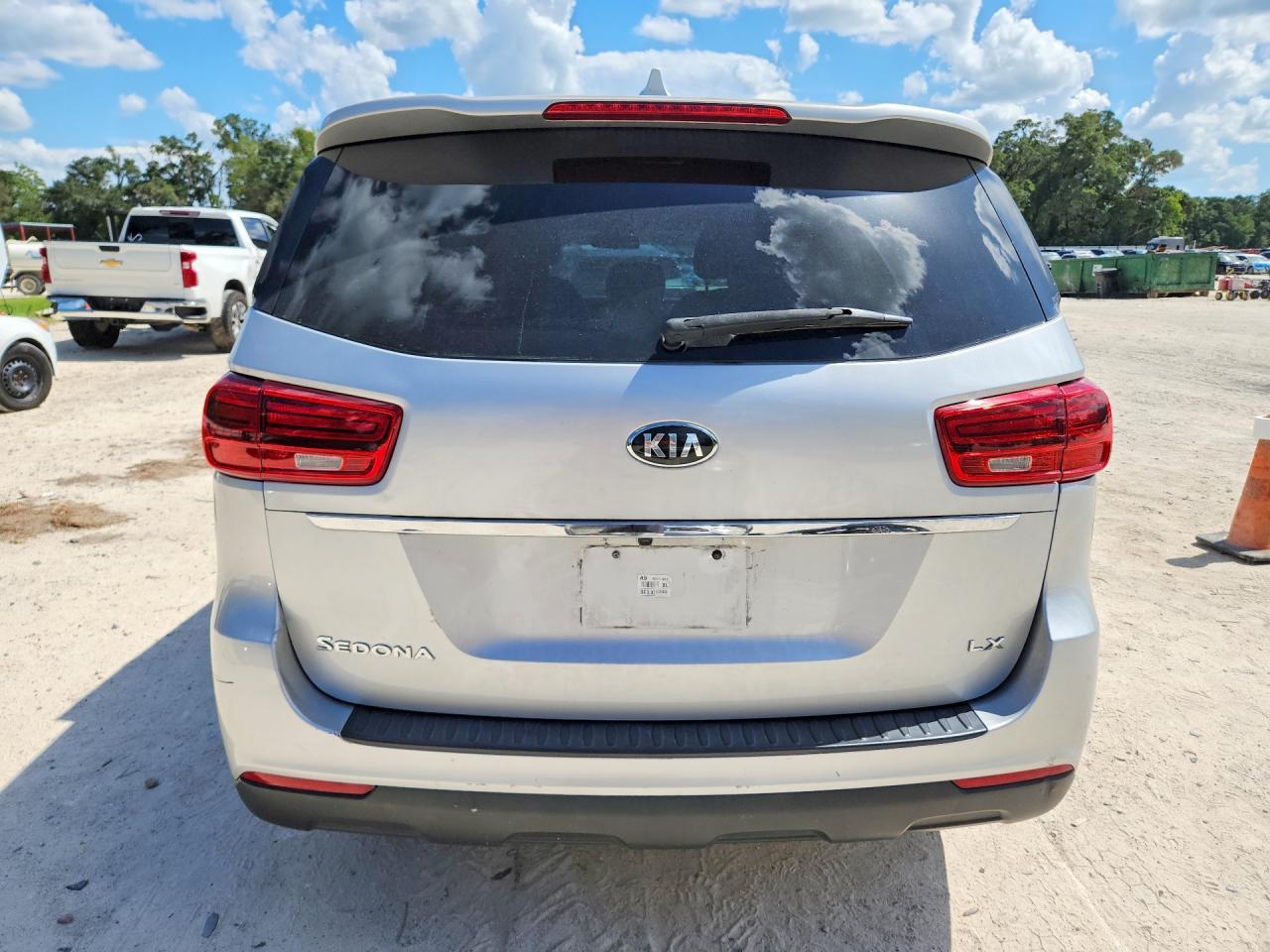 2021 Kia Sedona Lx - Фото 6