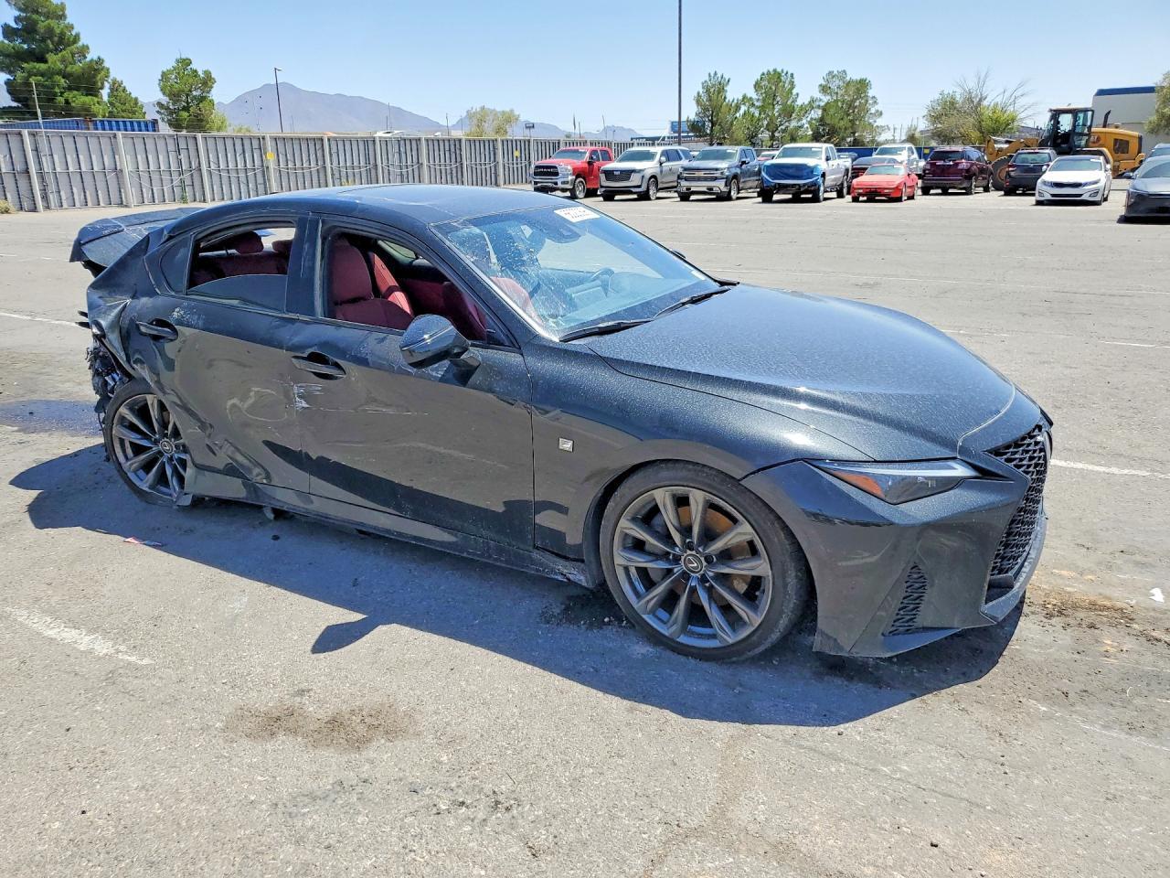 2025 Lexus Is 350 F Sport - Image 4