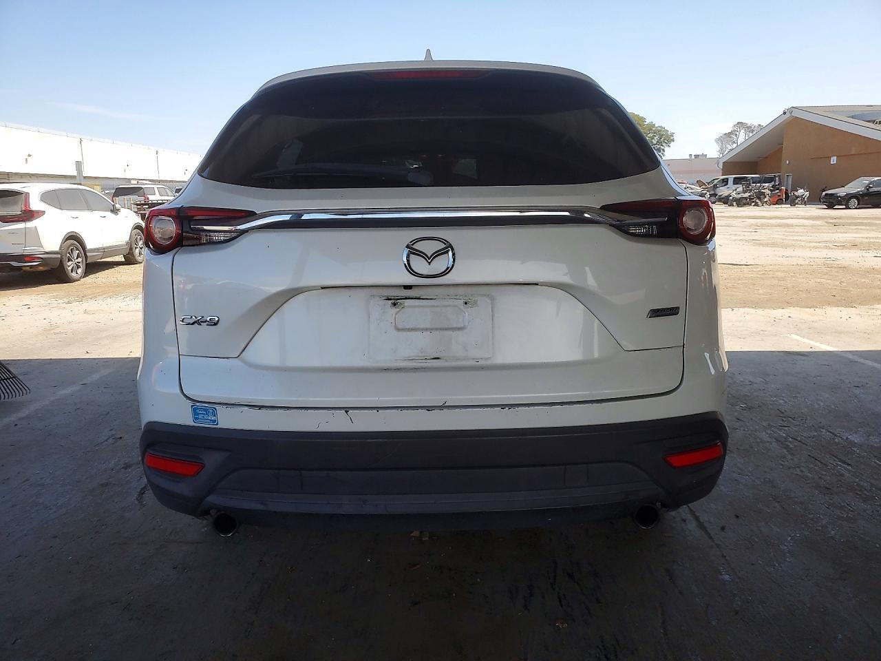 2018 Mazda Cx-9 Touring - Image 6