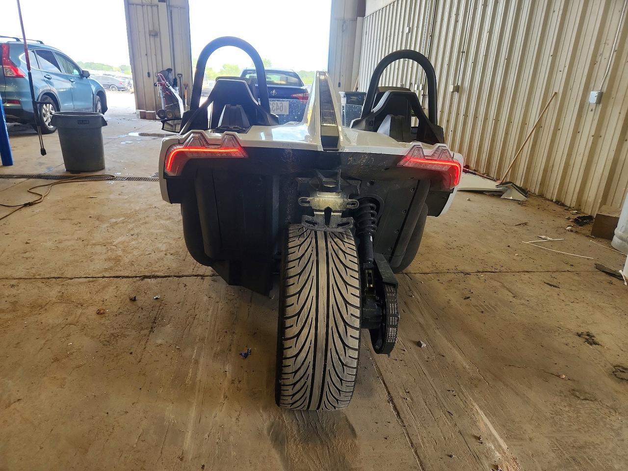 2024 Polaris Slingshot S With Technology Package - Фото 6