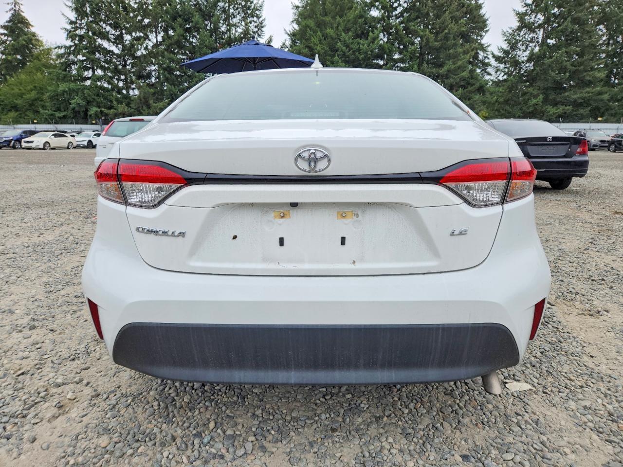 2025 Toyota Corolla Le - Image 6