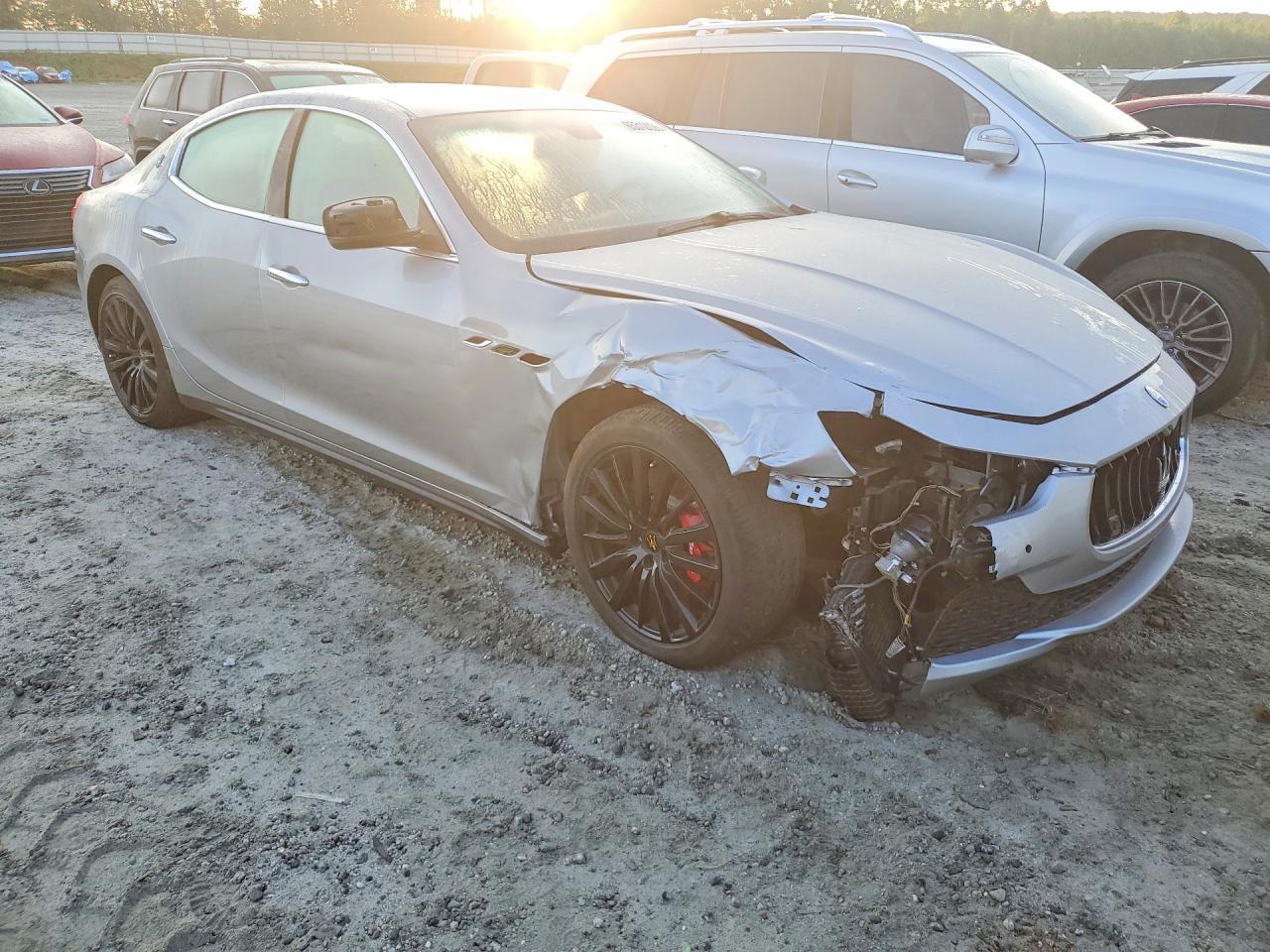 2014 Maserati Ghibli S - Image 4