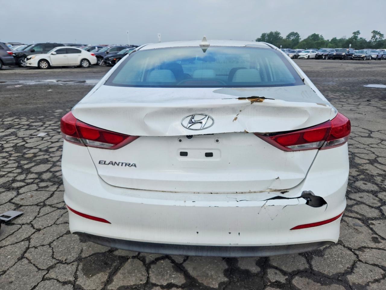 2017 Hyundai Elantra Se - Фото 6