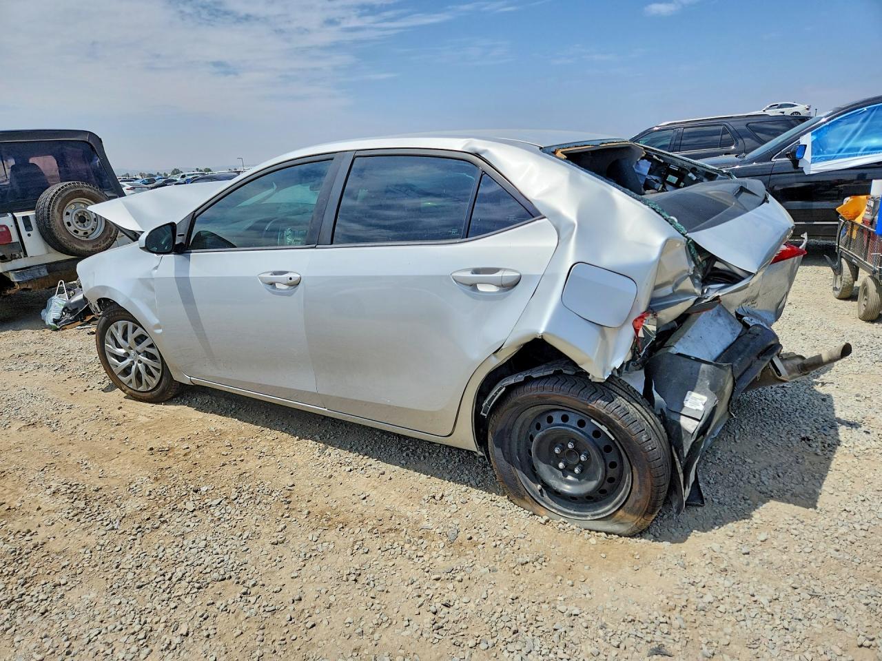 2018 Toyota Corolla Le - Фото 2