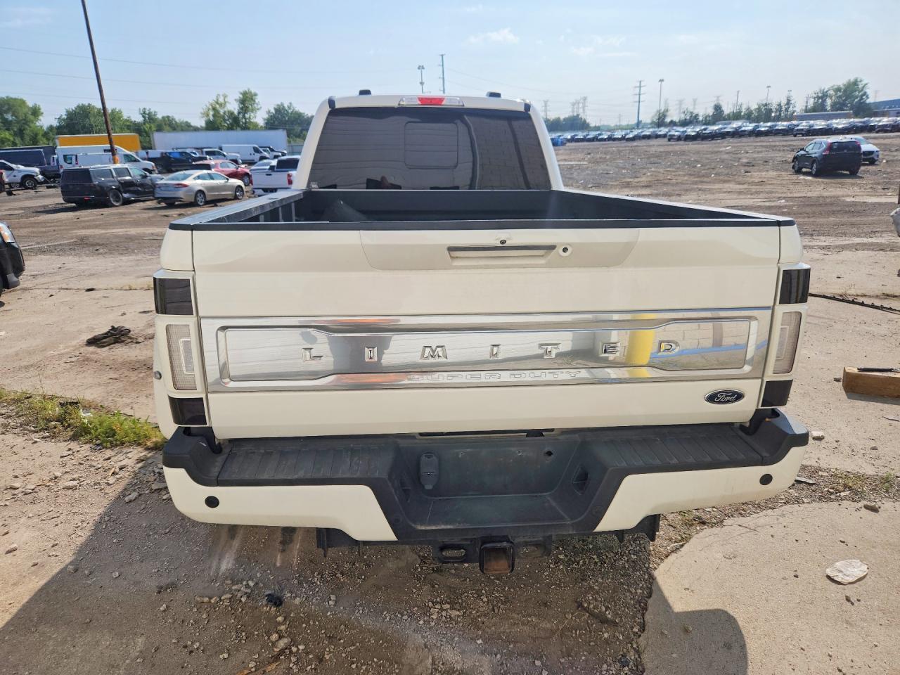 2022 Ford F450 Super Duty - Фото 6