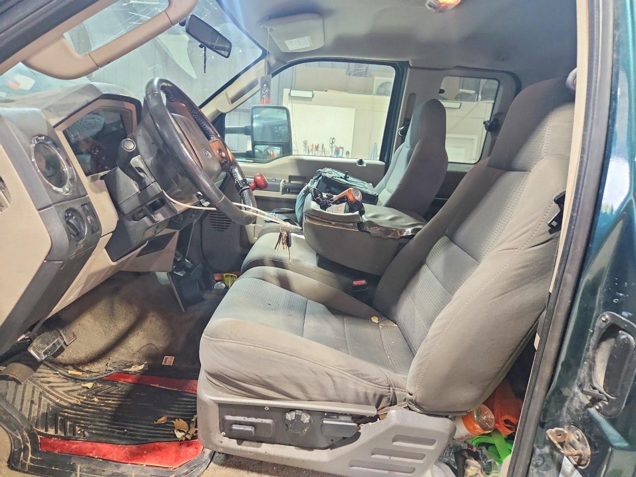 2010 Ford F250 Super Duty - Фото 7
