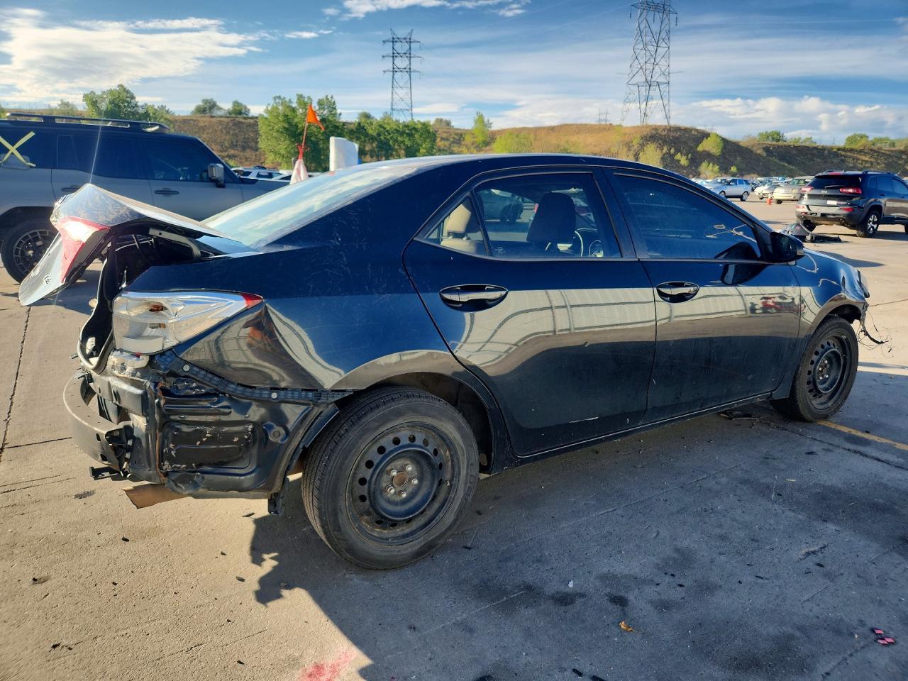 2015 Toyota Corolla Le - Фото 3