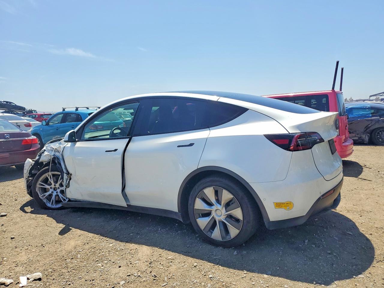 2022 Tesla Model Y - Image 2