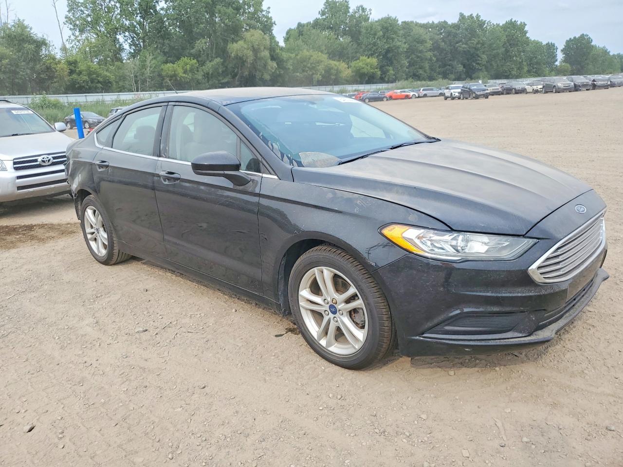 2018 Ford Fusion Se - Image 4