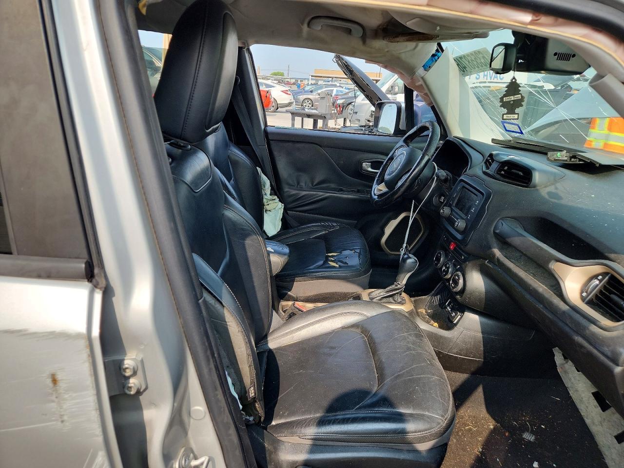 2017 Jeep Renegade Limited - Image 7