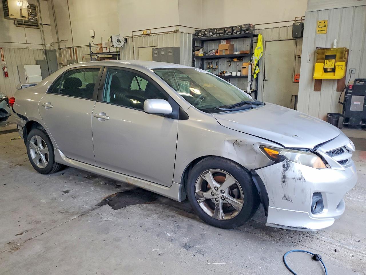 2011 Toyota Corolla S - Фото 4