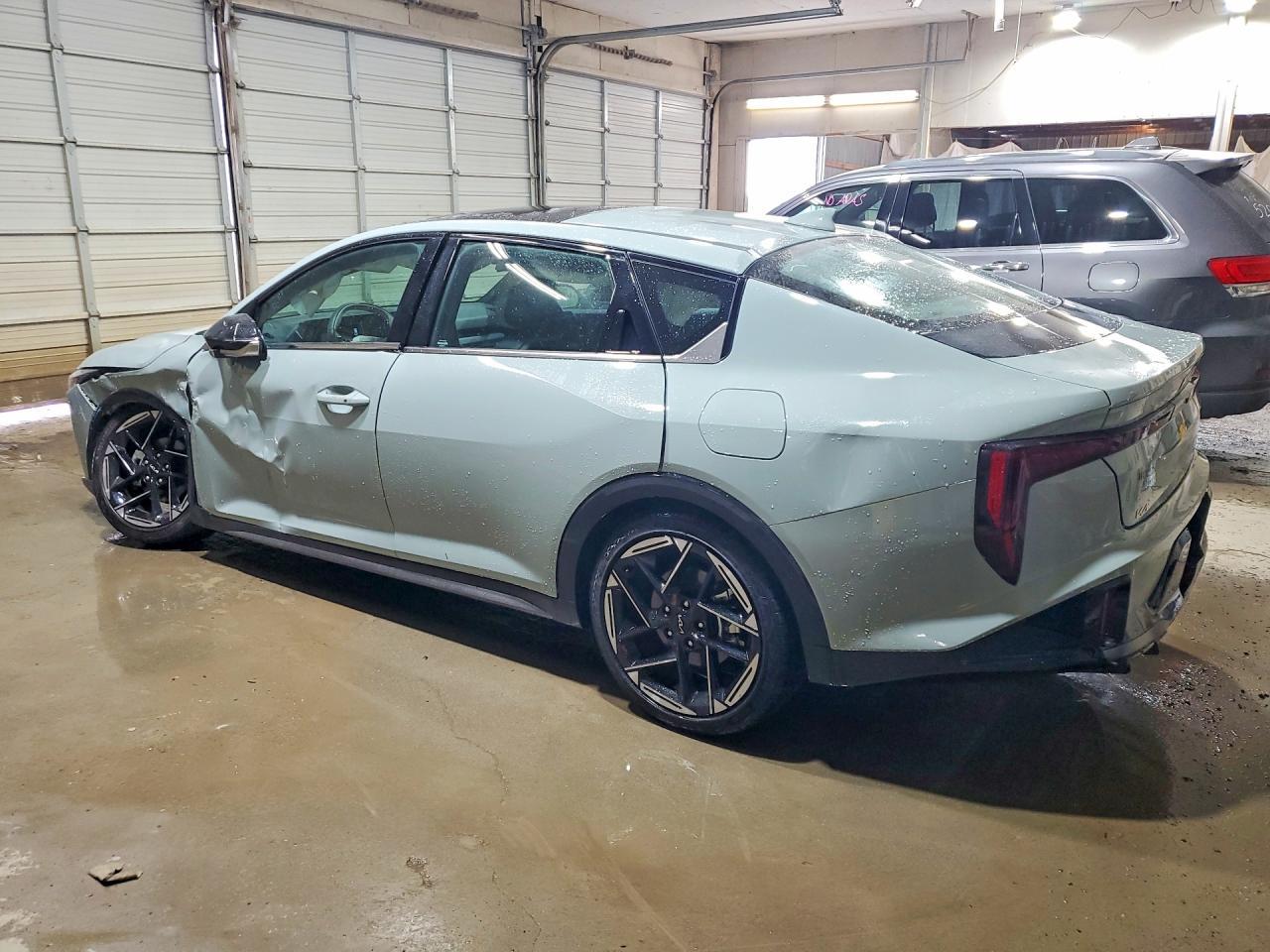 2025 Kia K4 Gt Line - Фото 2