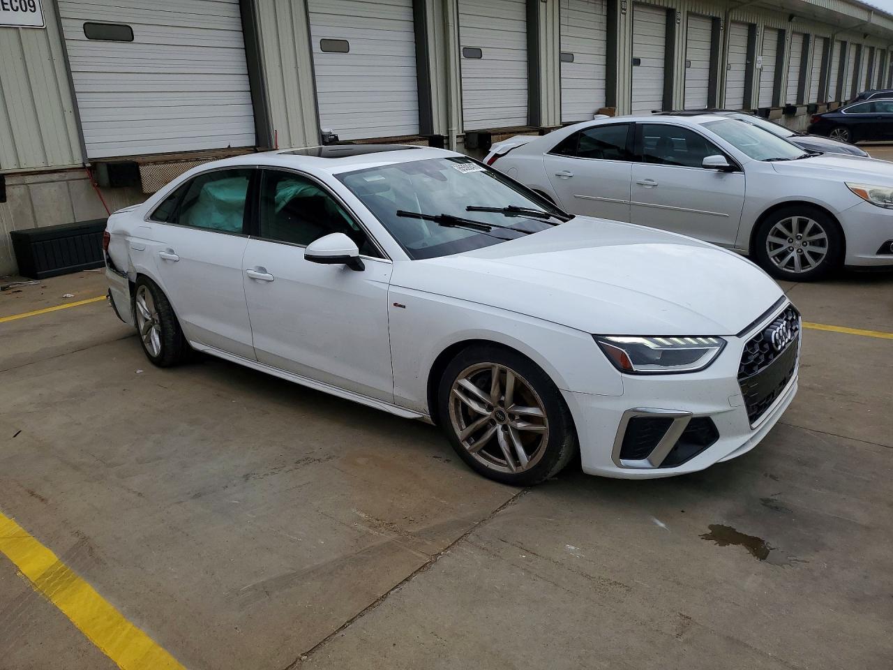 2022 Audi A4 Premium Plus 45 - Фото 4