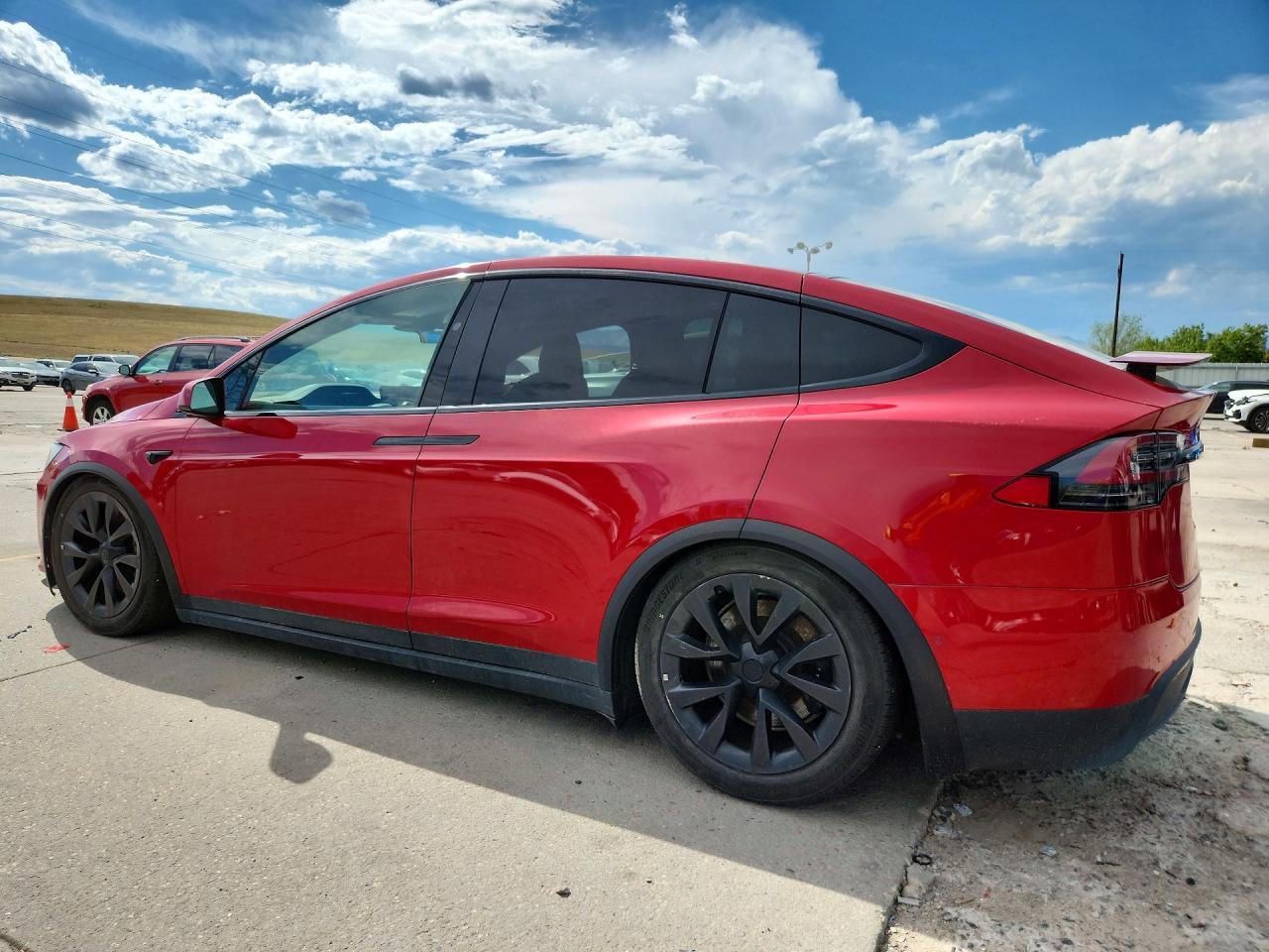 2021 Tesla Model X - Фото 2