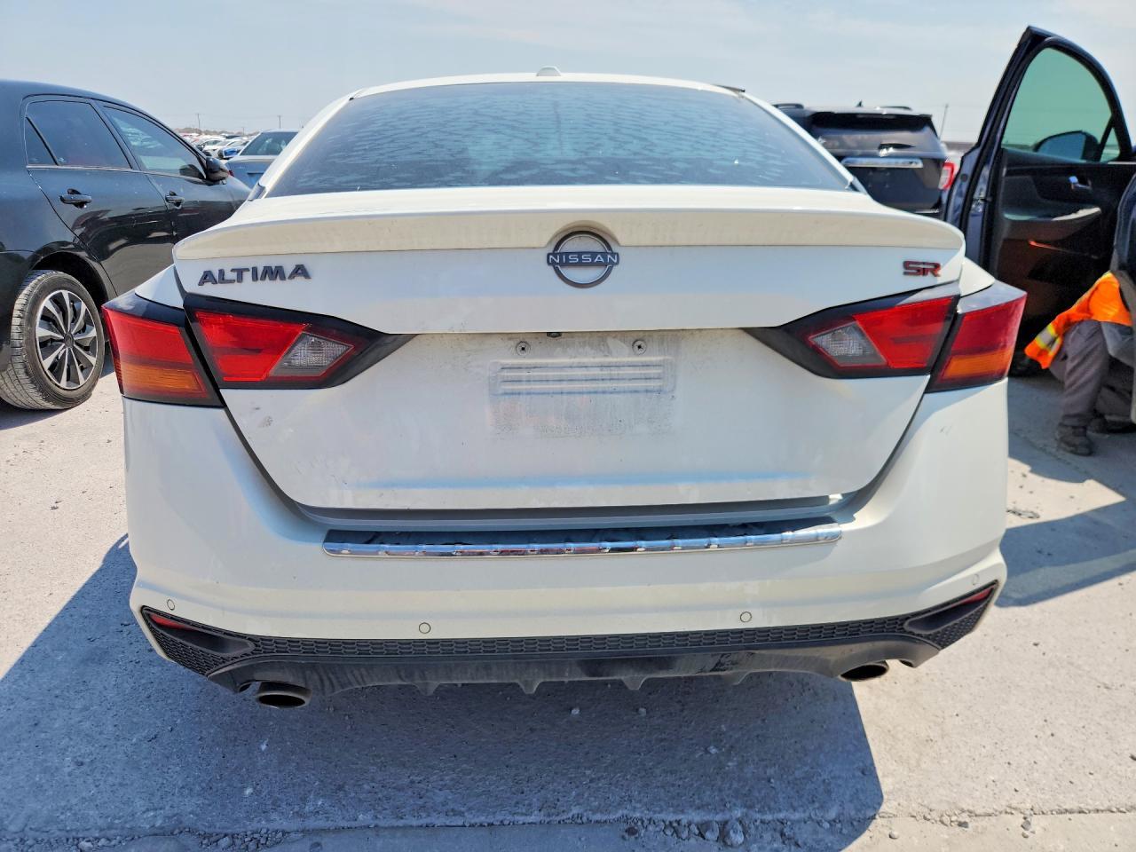 2023 Nissan Altima Sr - Фото 6