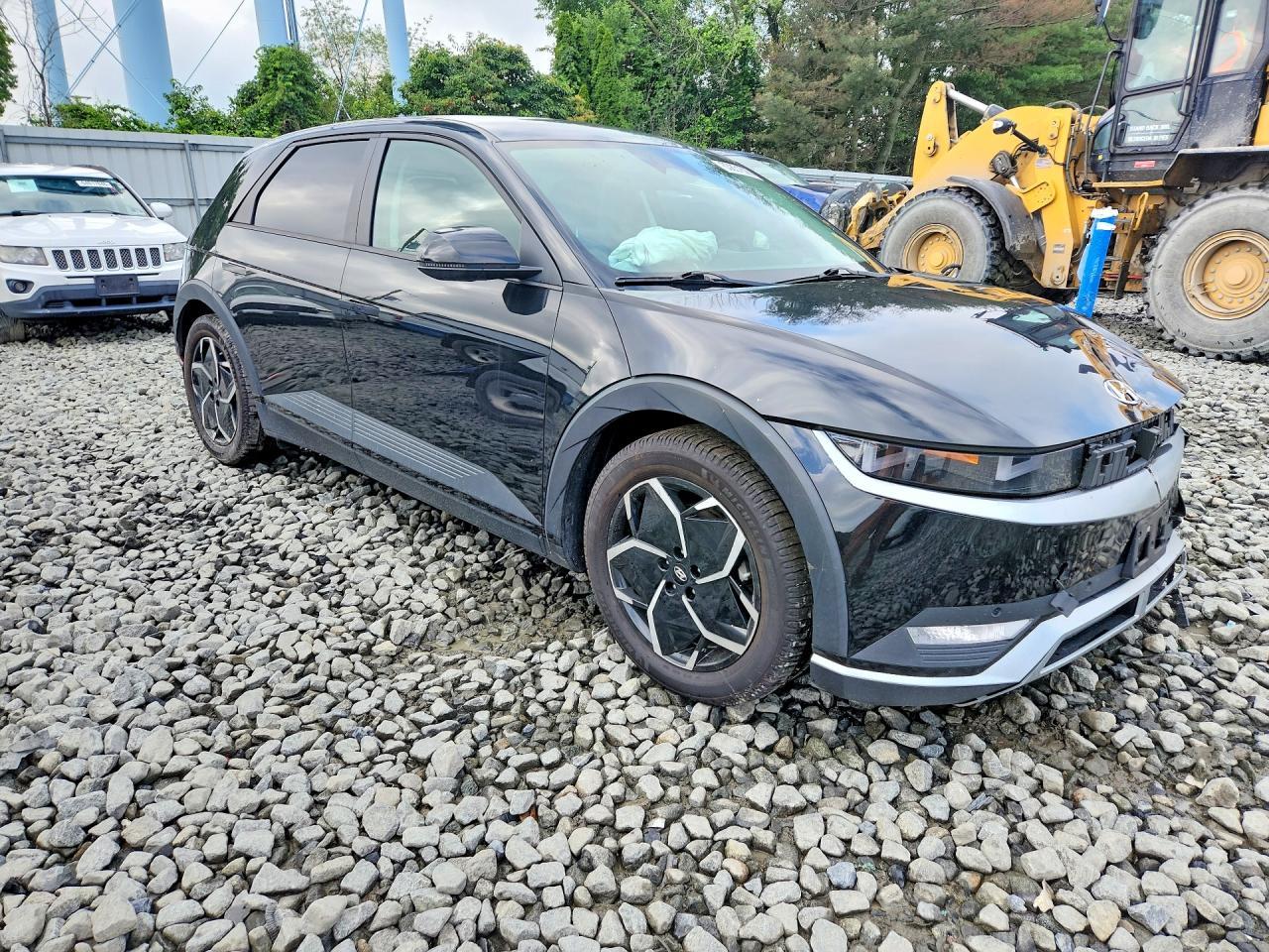 2023 Hyundai Ioniq 5 - Image 4