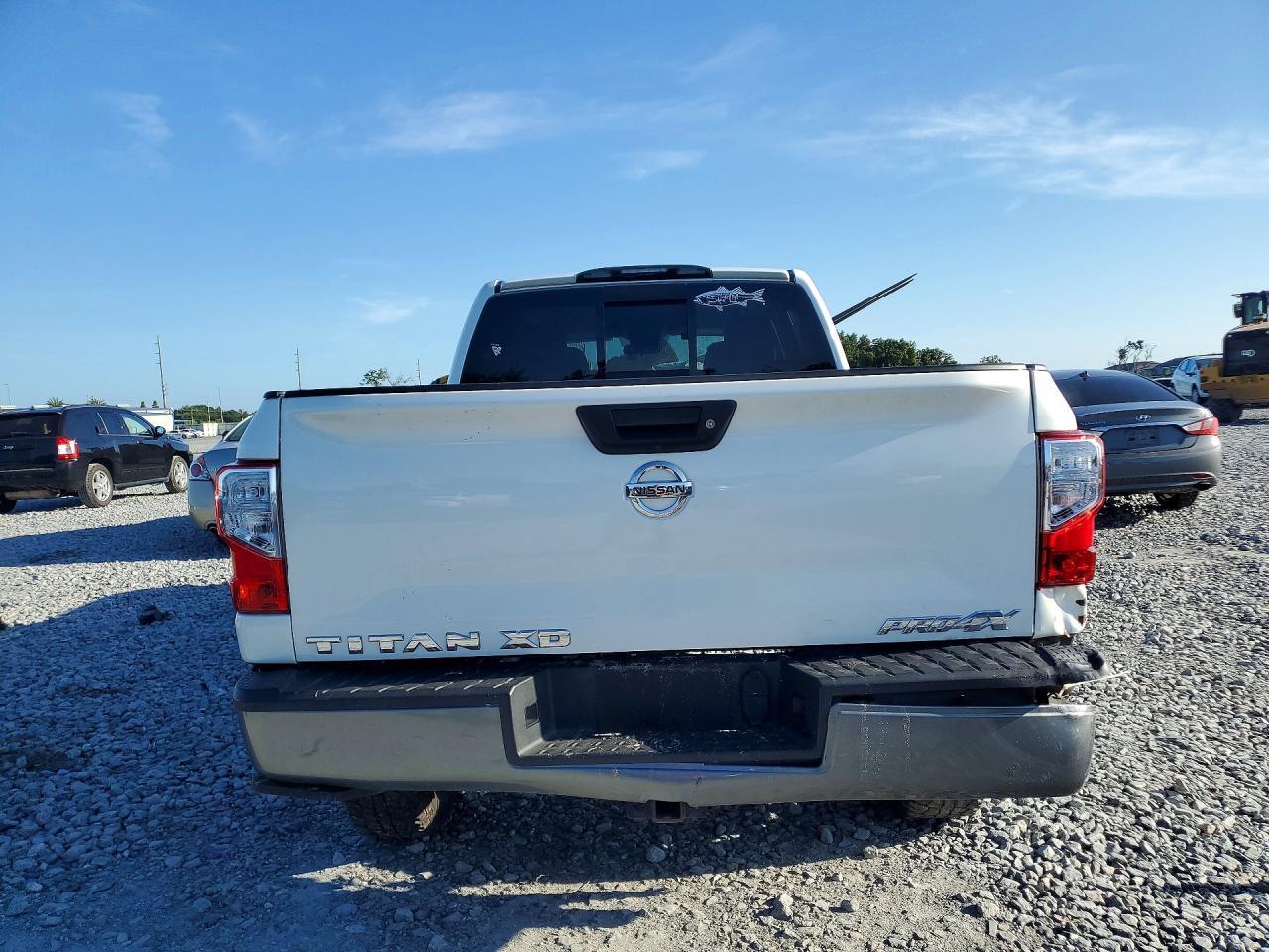 2019 Nissan Titan Xd Pro-4X - Image 6