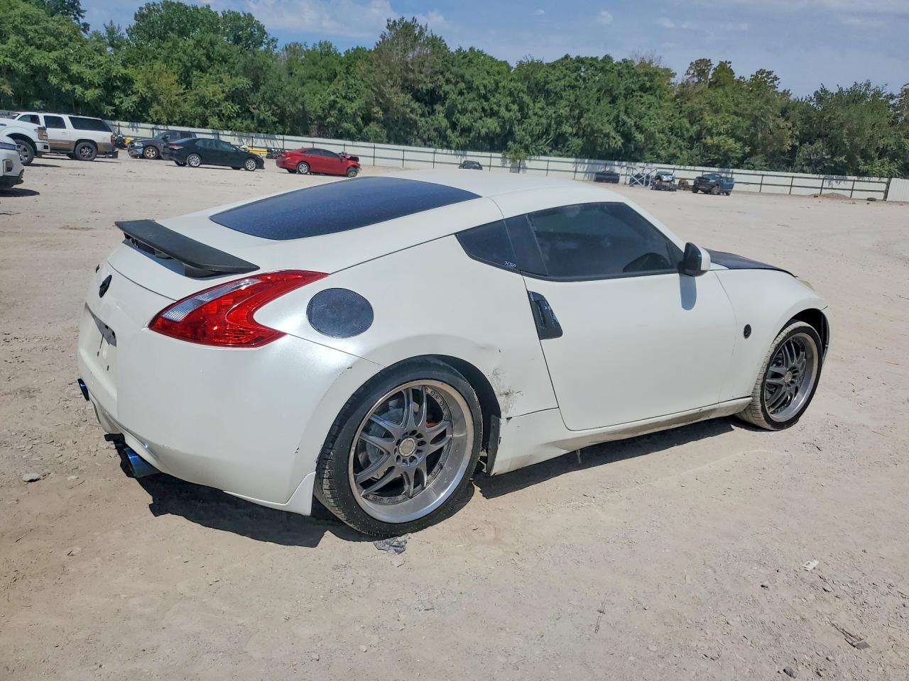 2009 Nissan 370Z Base - Фото 3