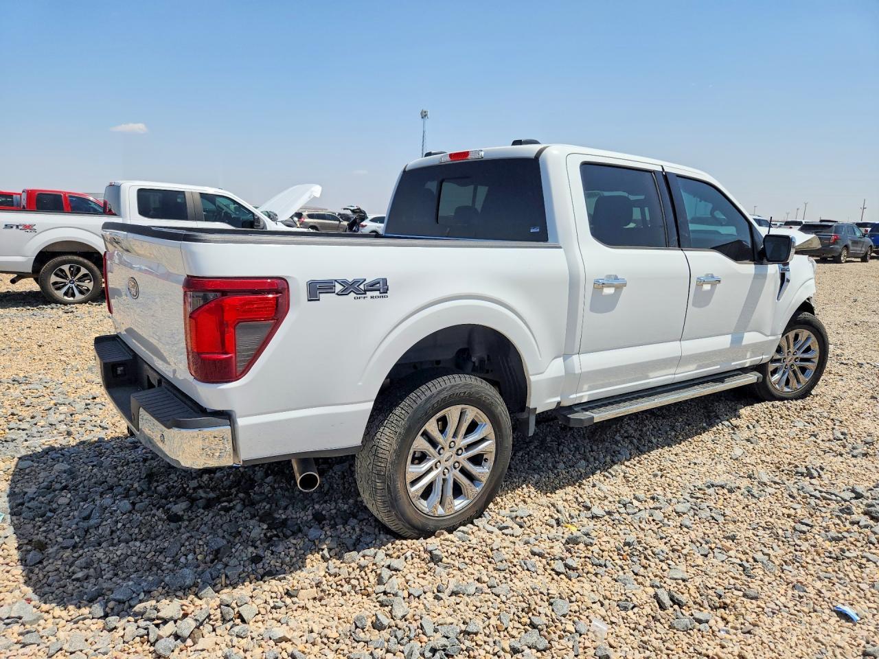2024 Ford F150 Xlt - Фото 3