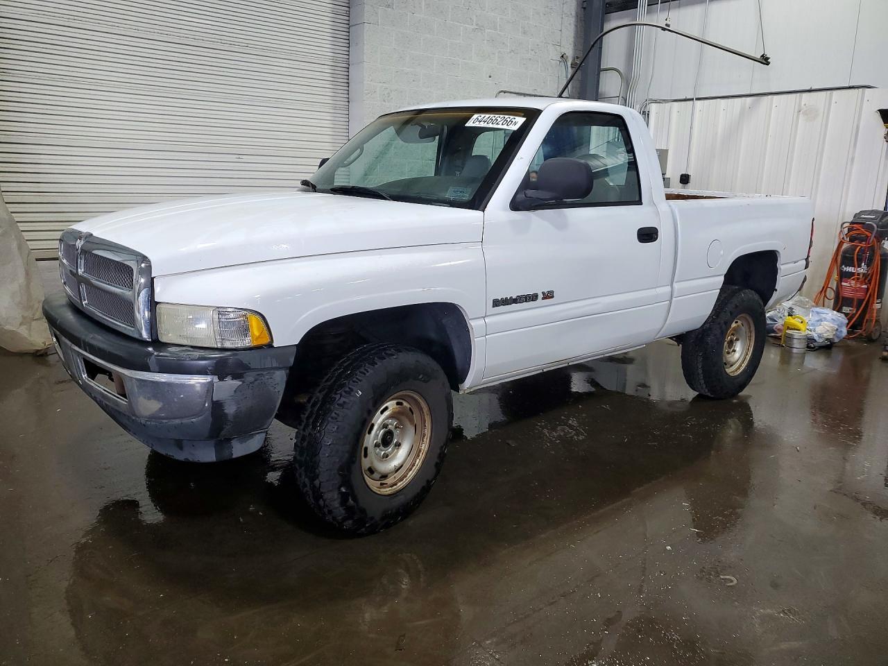 2000 Dodge Ram 1500