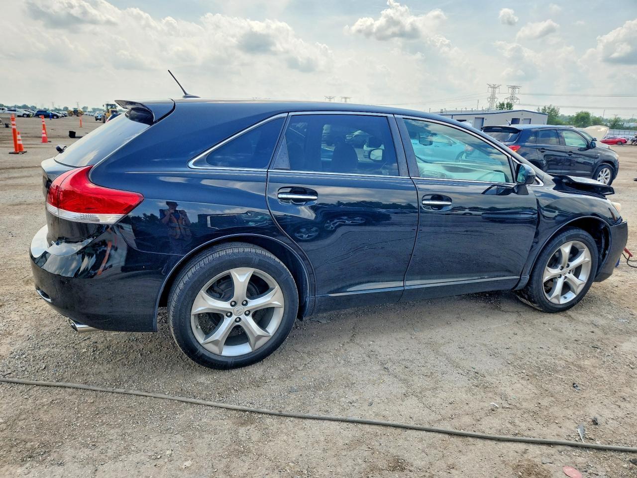 2010 Toyota Venza Awd V6 - Image 3