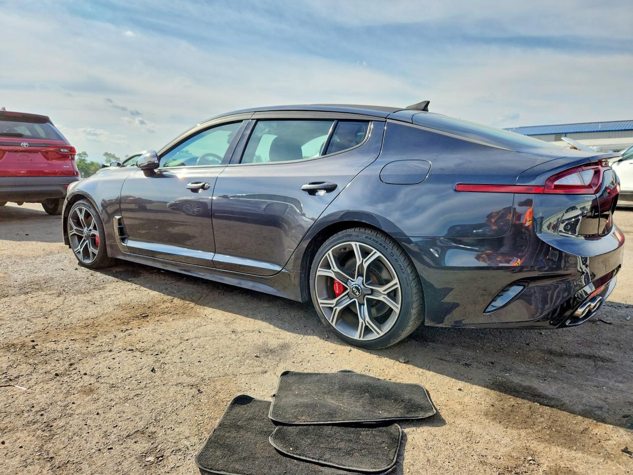2019 Kia Stinger Gt1 - Фото 2