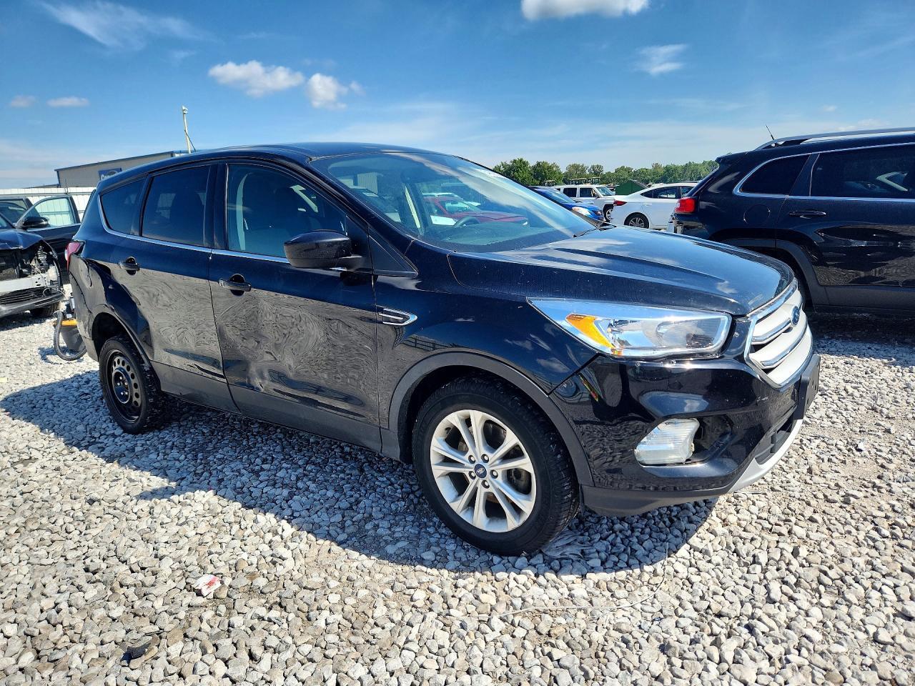 2019 Ford Escape Se - Фото 4