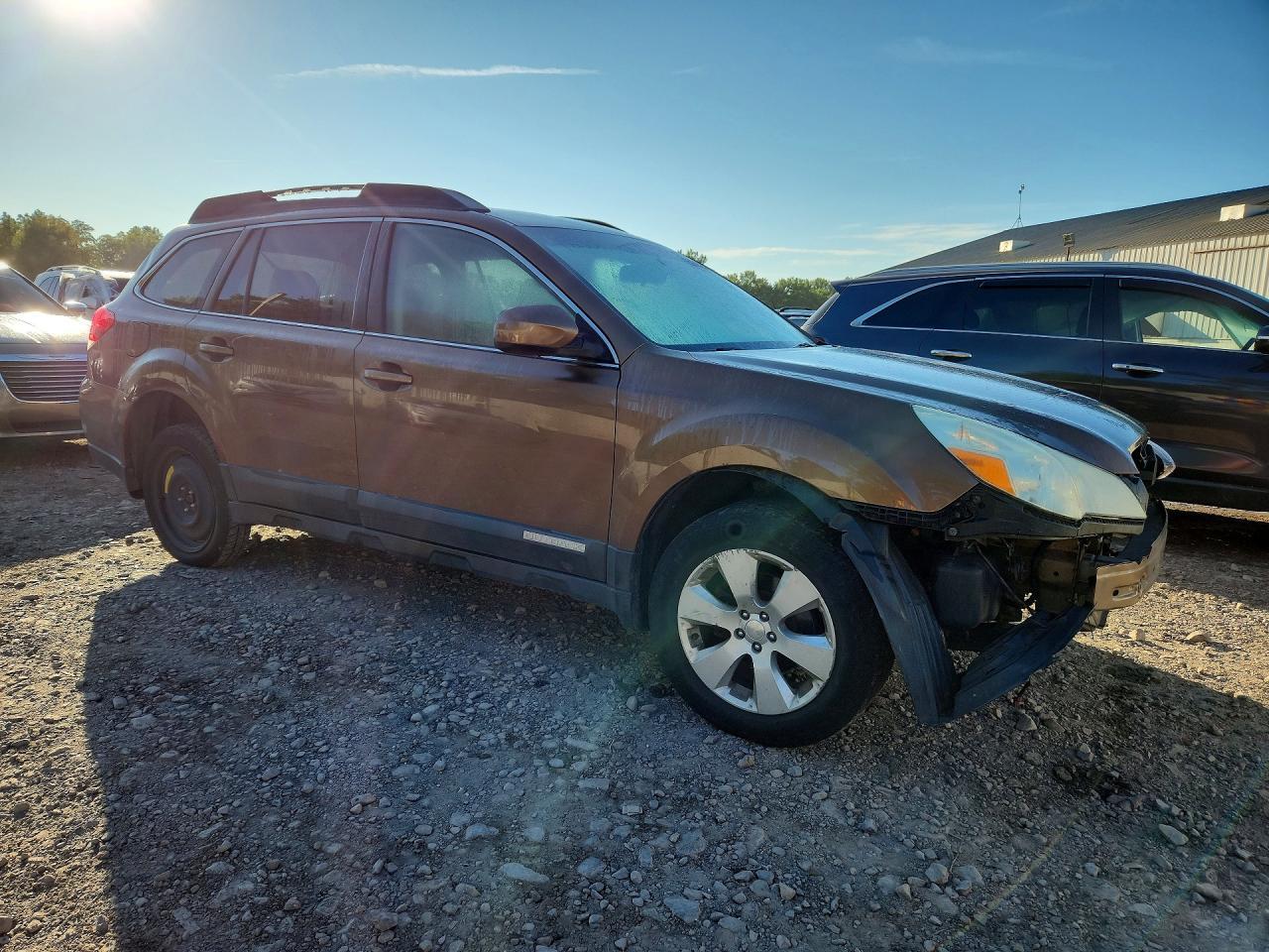 2011 Subaru Outback 2.5I Premium - Image 4
