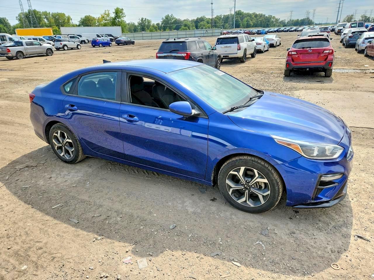 2019 Kia Forte Lxs - Image 4
