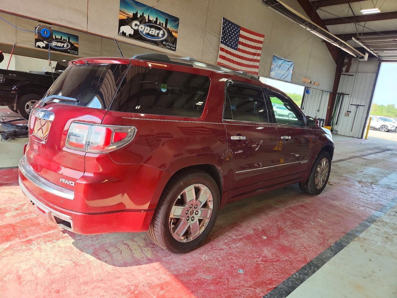 2015 GMC Acadia Denali - Image 3