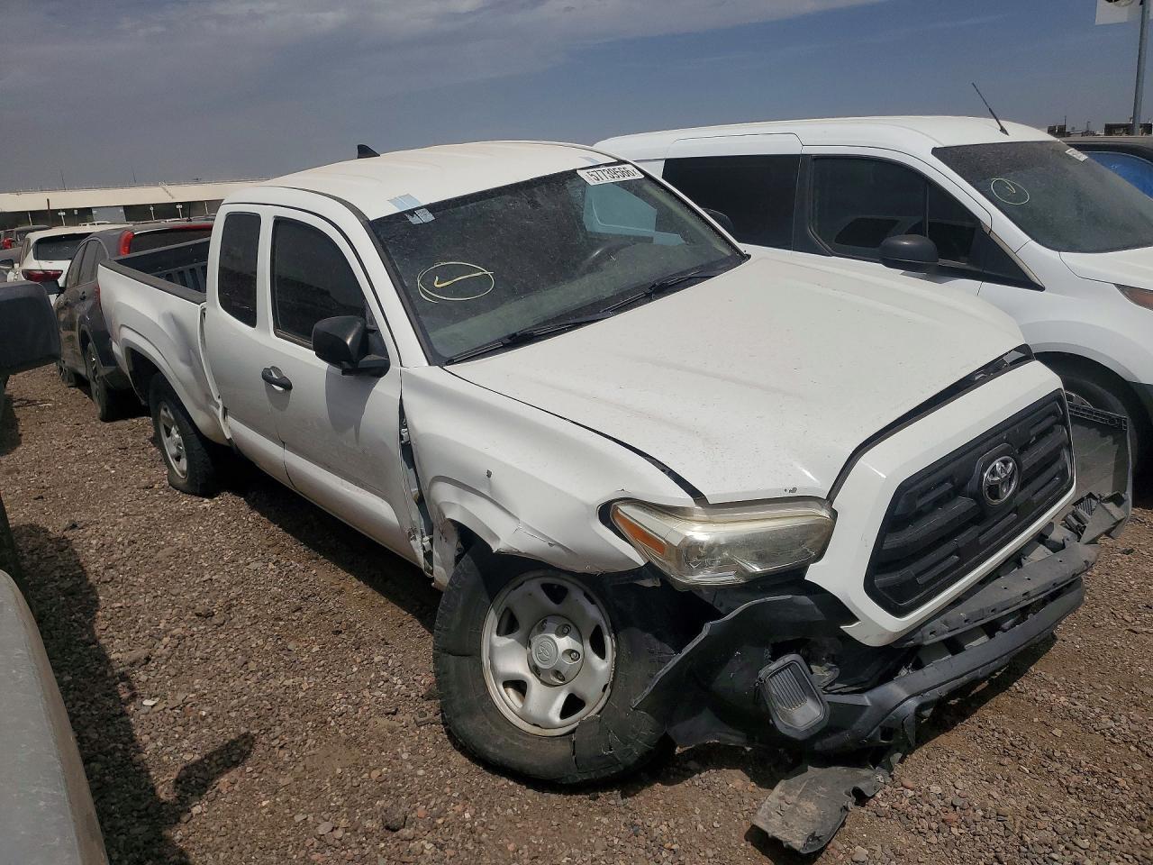 2016 Toyota Tacoma Sr - Image 4