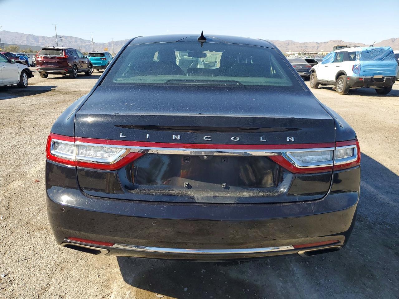 2020 Lincoln Continental Reserve - Фото 6