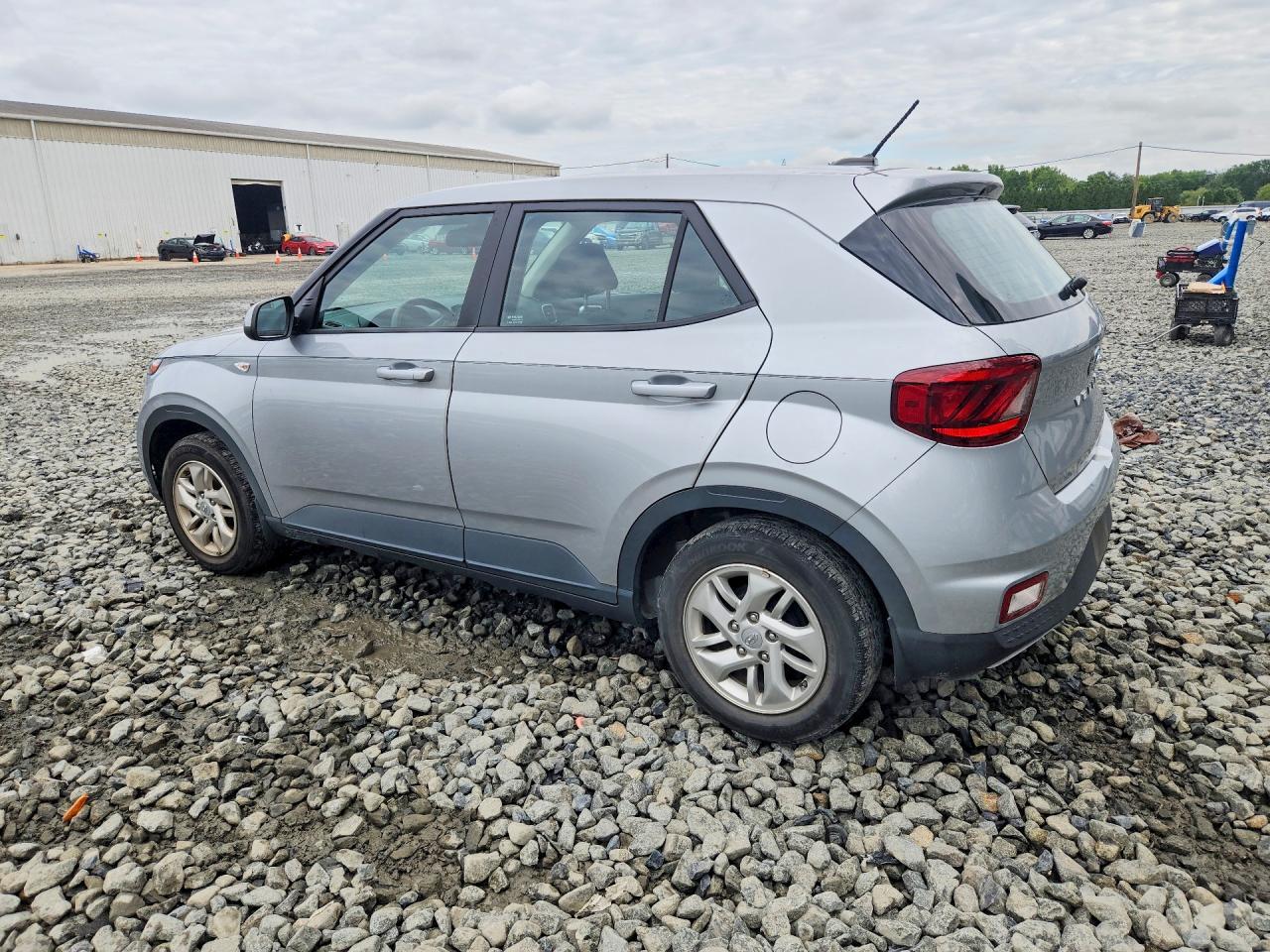 2023 Hyundai Venue Se - Фото 2
