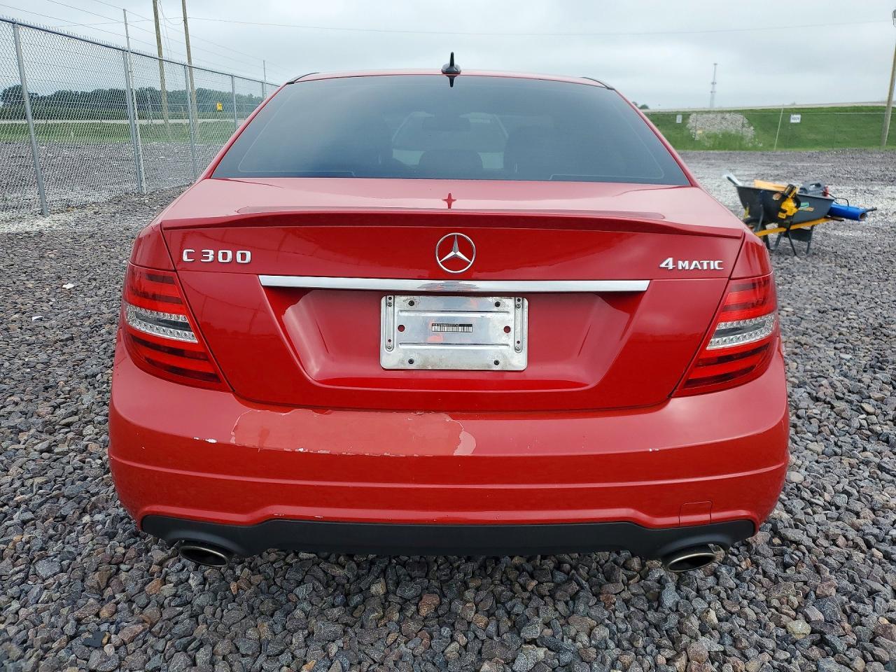 2014 Mercedes-Benz C 300 4Matic - Image 6