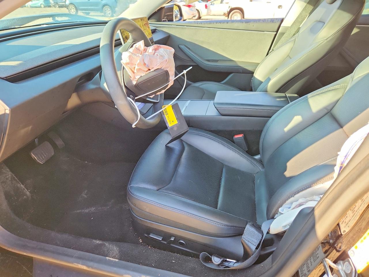 2024 Tesla Model 3 - Фото 7