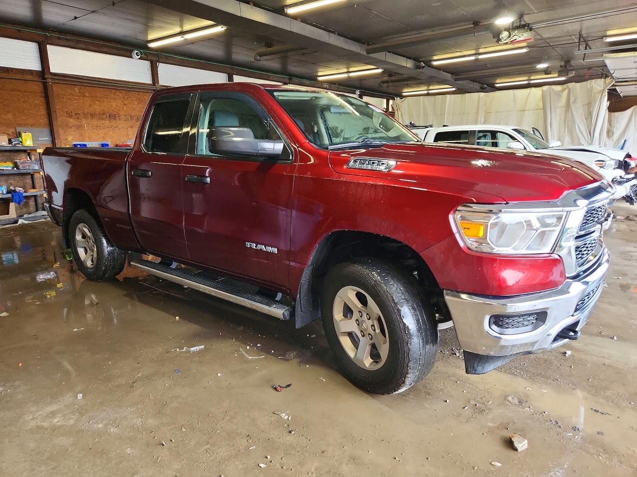 2019 Ram 1500 Tradesman - Фото 4