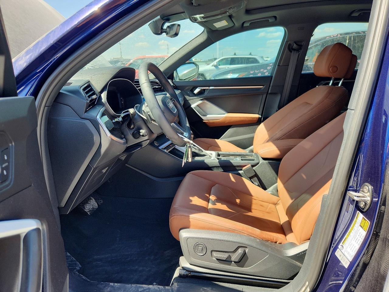 2022 Audi Q3 Premium S Line 45 - Фото 7
