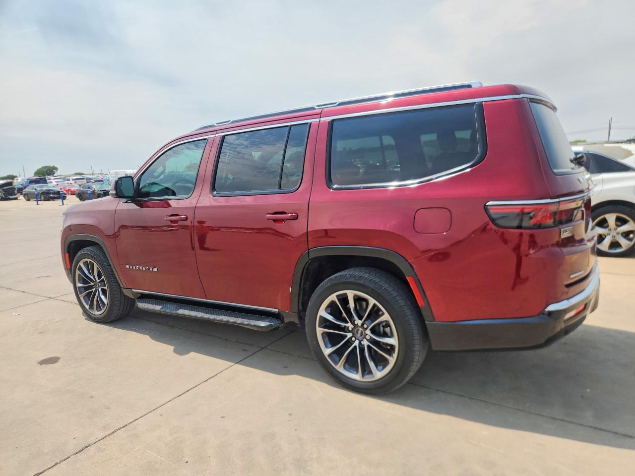 2022 Jeep Wagoneer Series Ii - Image 2