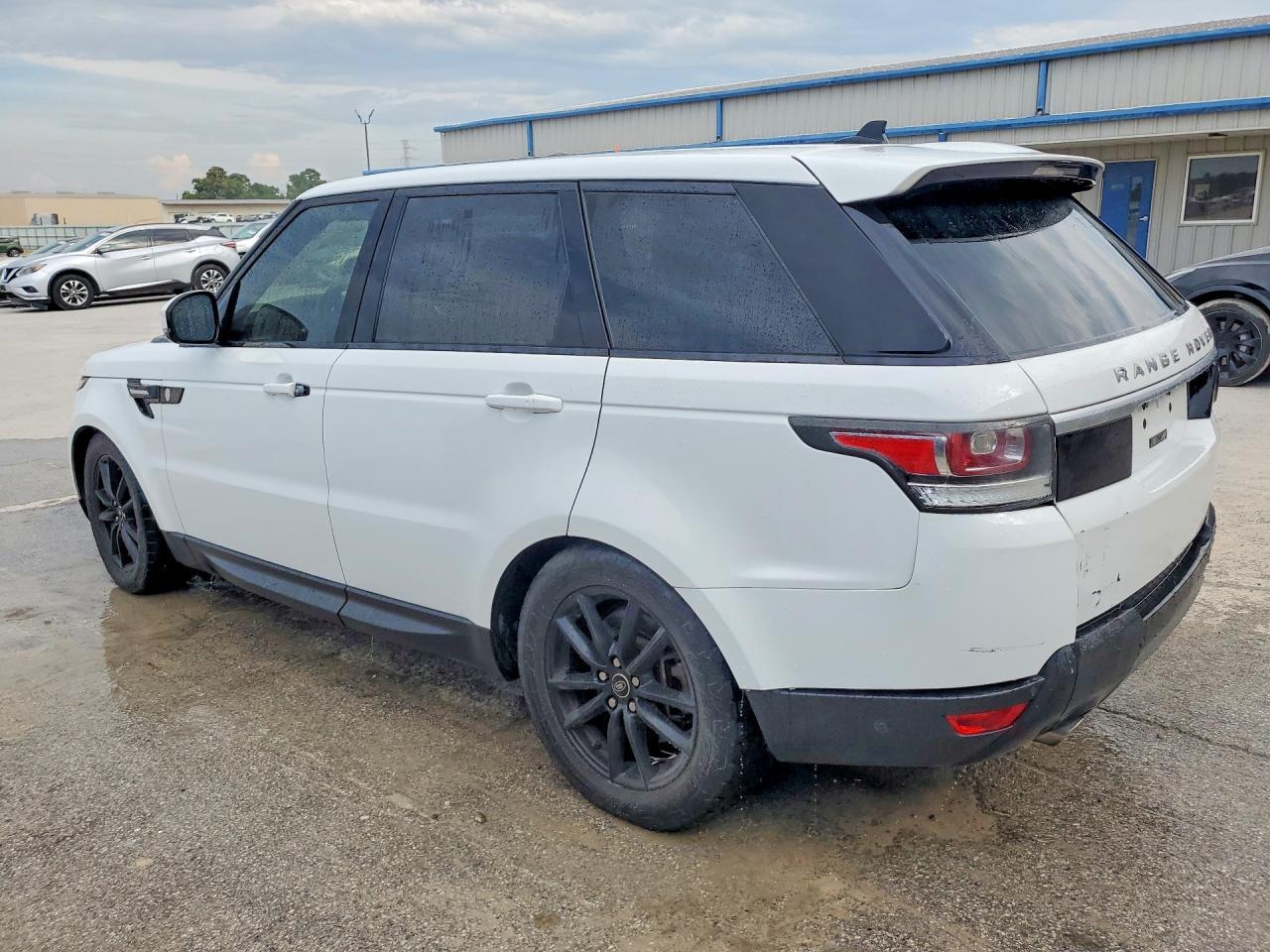 2016 Land Rover Range Rover Sport Se - Image 2