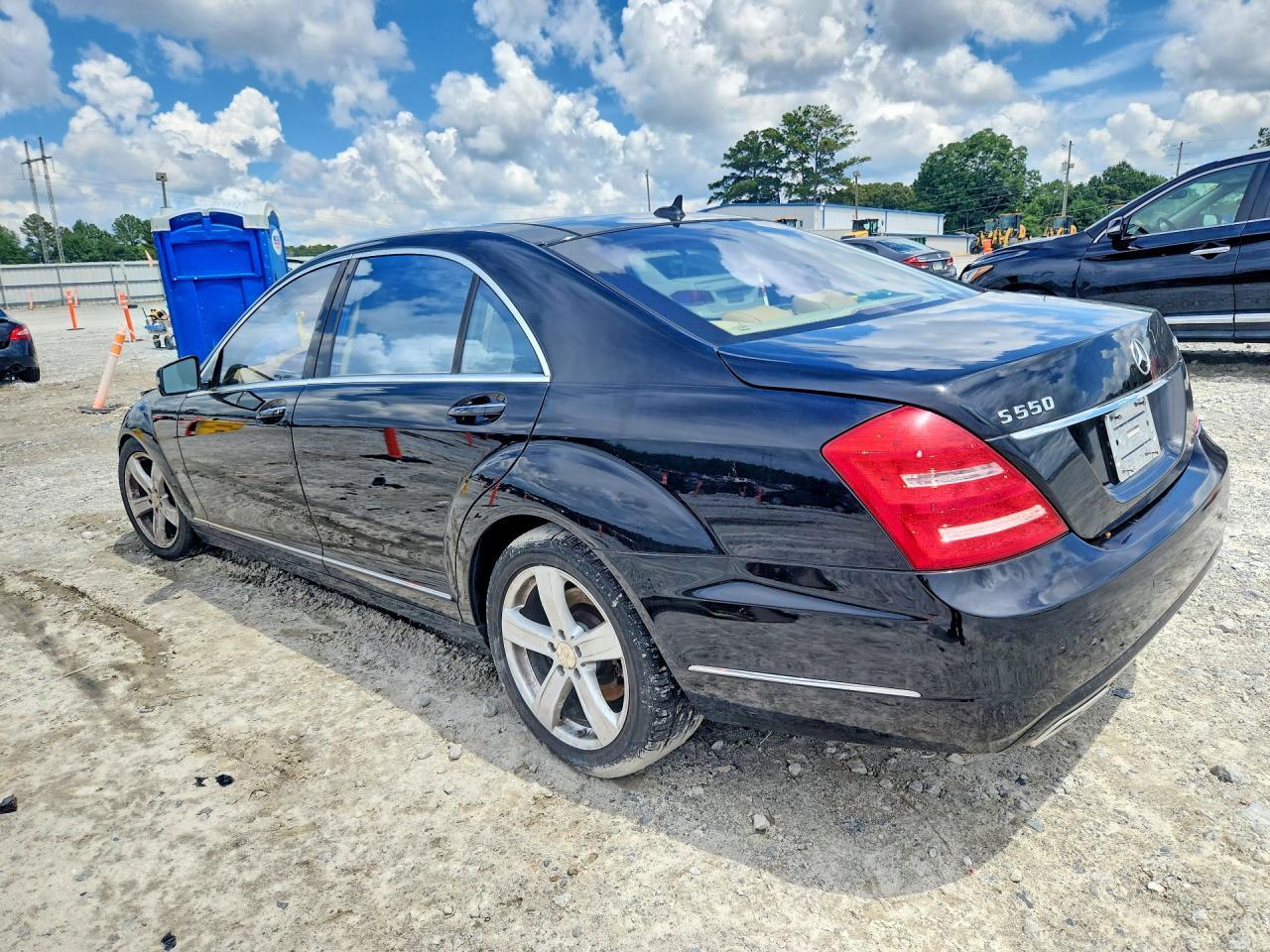 2013 Mercedes-Benz S 550 4Matic - Фото 2